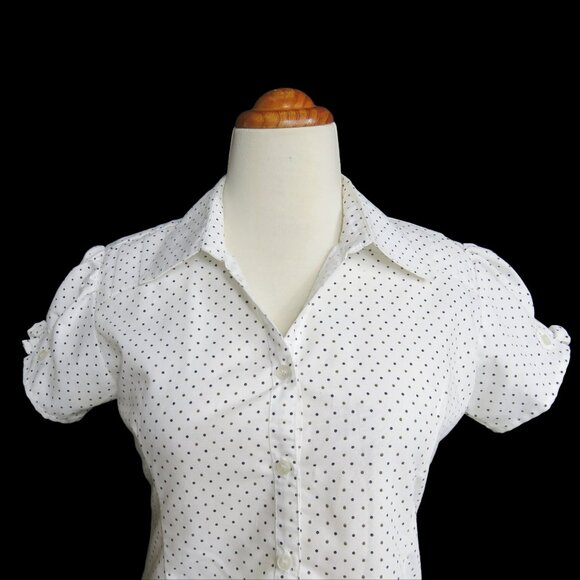 Polka Dot Short Sleeve Blouse - Picture 3 of 10